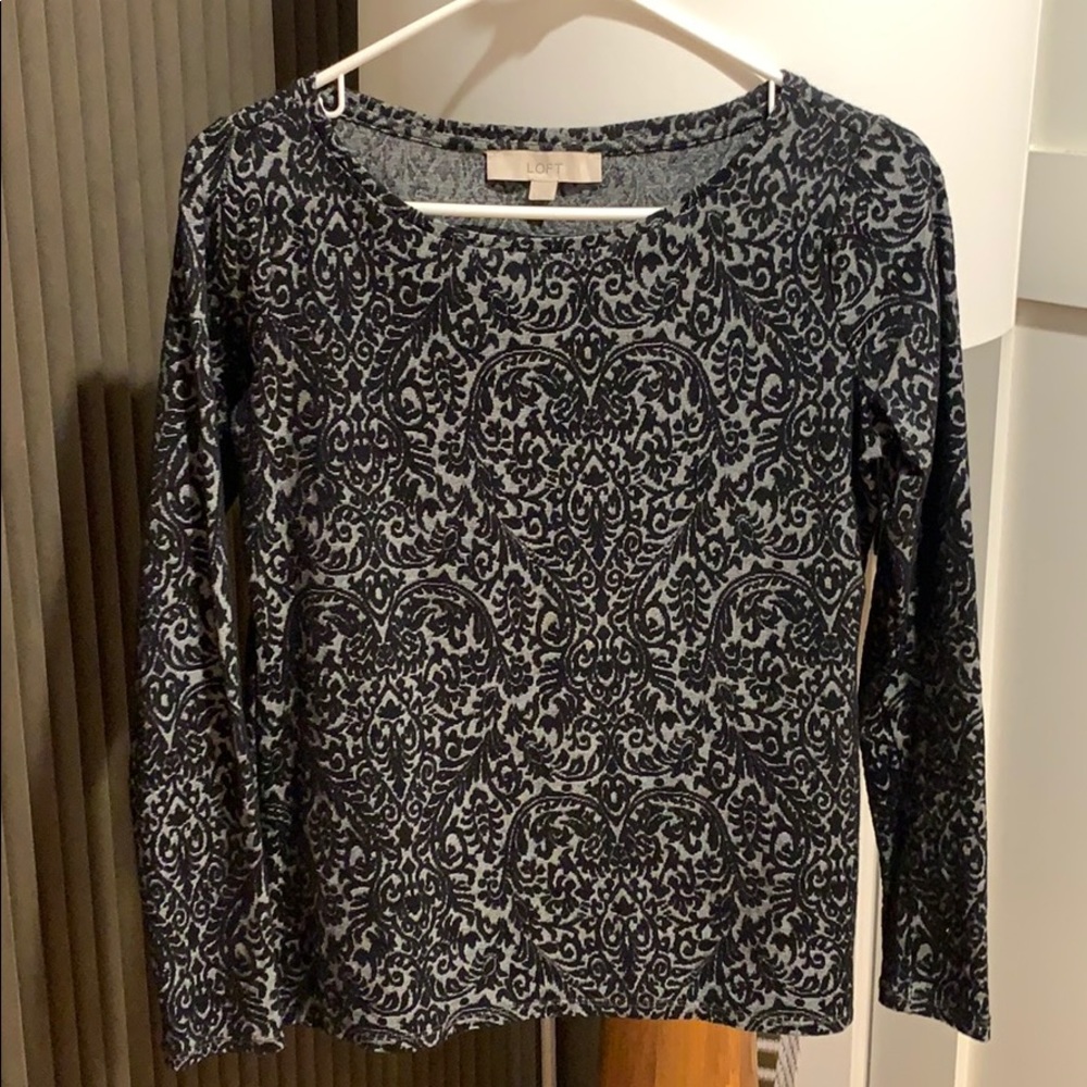 Loft Women’s Floral Longsleeve - Small